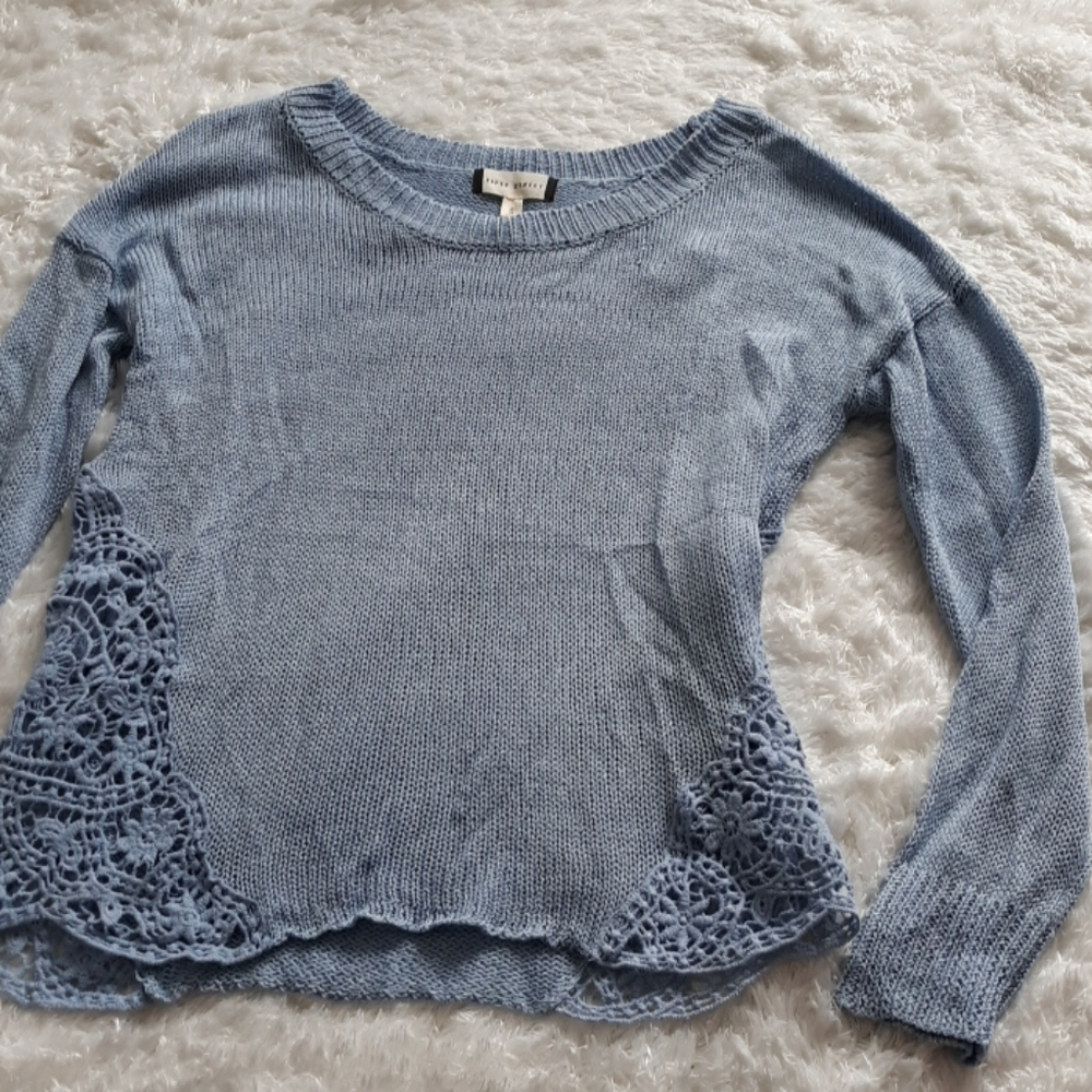 Slouchy pastel blue cropped lace sweater small (S)